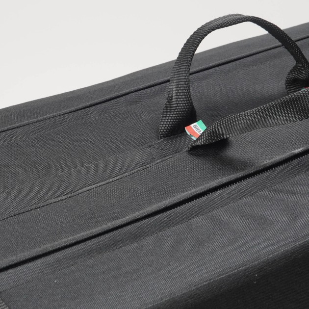 Cormo - Bouldering Crash Pad Made in Italy | Brazz